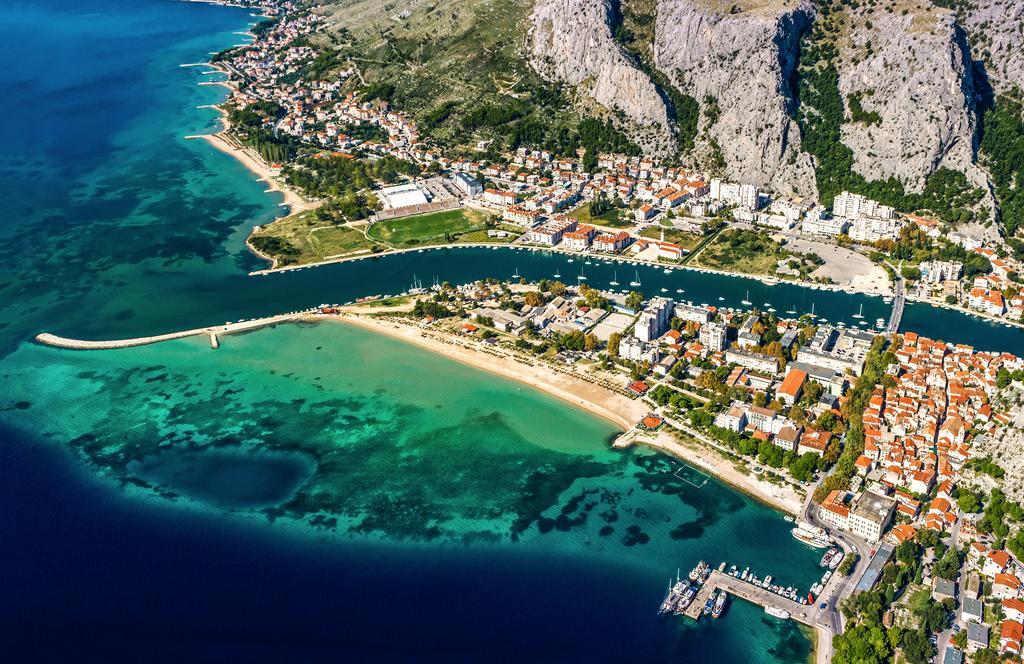 Inn By The River Omiš Exteriör bild
