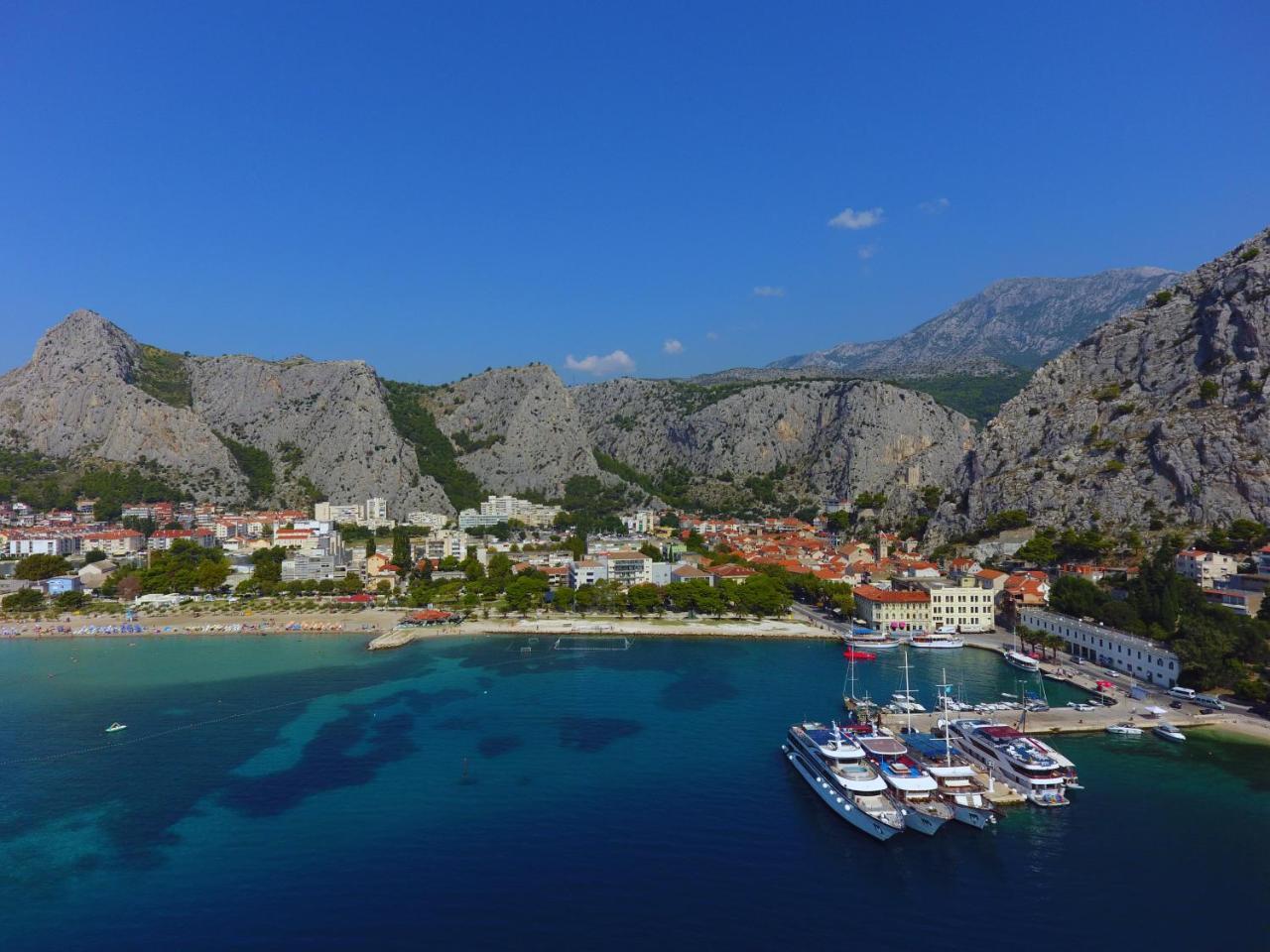 Inn By The River Omiš Exteriör bild